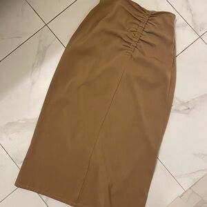 Elegant Tan Women's Skirt
